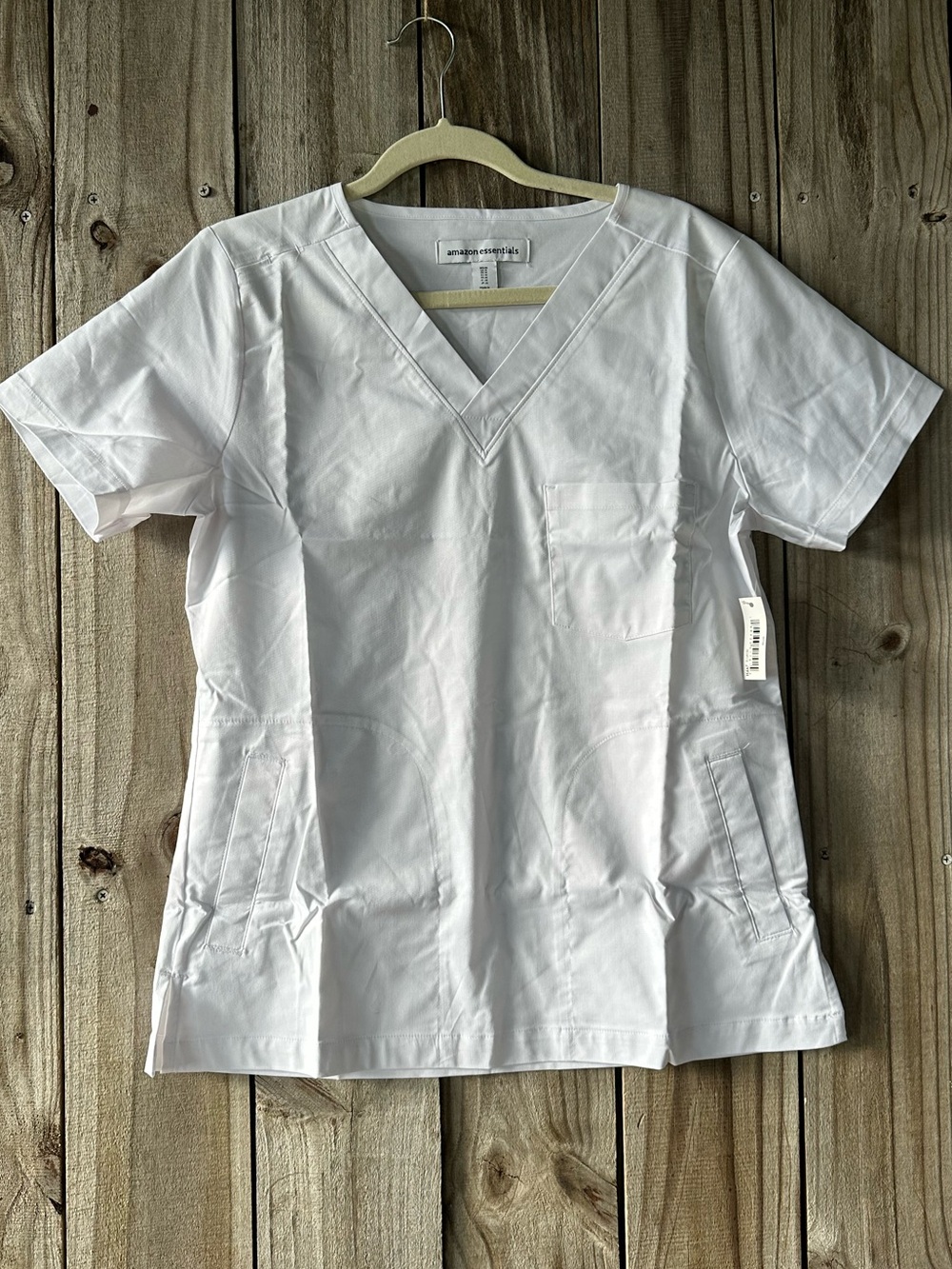 White V-Neck Scrub Top Women’s Size Medium Summer Healthcare Student Nursing
